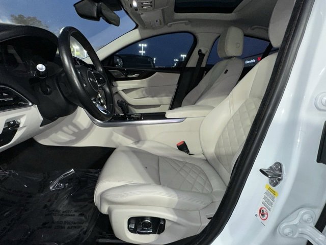 Used 2020 Jaguar XE S image 25