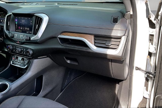 Certified 2021 GMC Terrain SLE w/ Driver Convenience Package AWD/4WD image 16