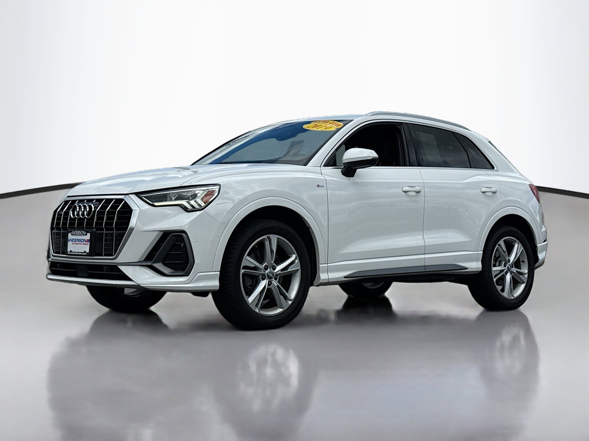 Used 2019 Audi Q3 2.0T Premium Plus AWD/4WD image 13