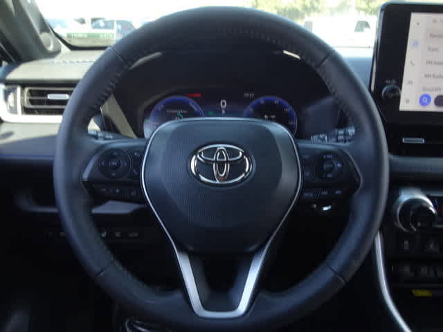 Used 2023 Toyota RAV4 XSE AWD/4WD image 25