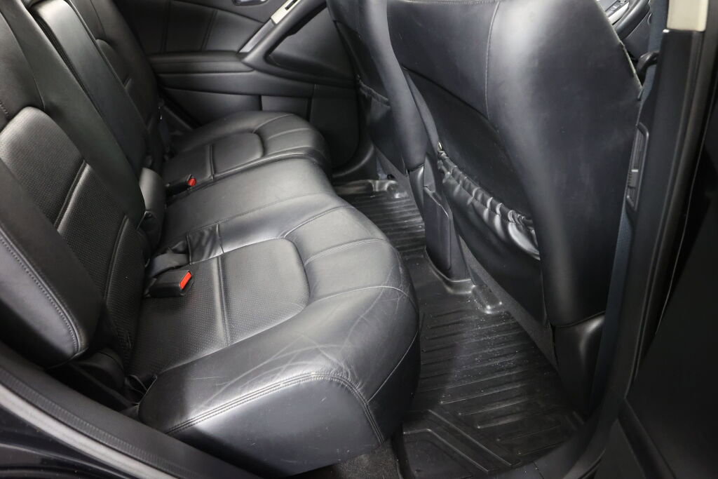 Used 2011 Nissan Murano SL w/ Navigation Pkg AWD/4WD image 23