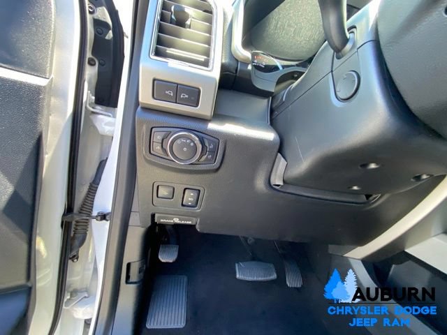 Used 2017 Ford F250 Lariat w/ Lariat Ultimate Package AWD/4WD image 38