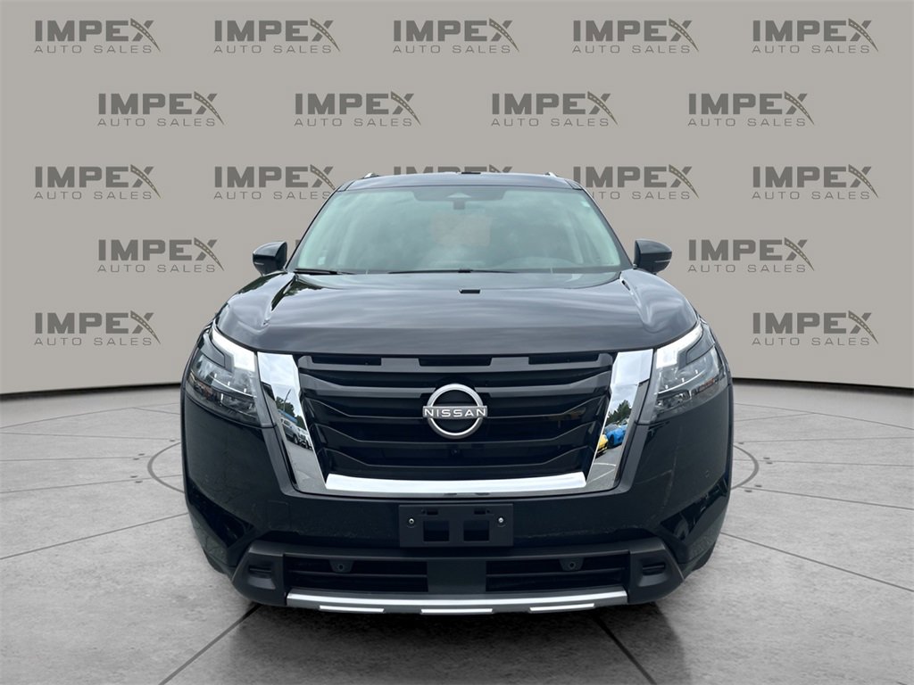 Used 2025 Nissan Pathfinder SL image 8
