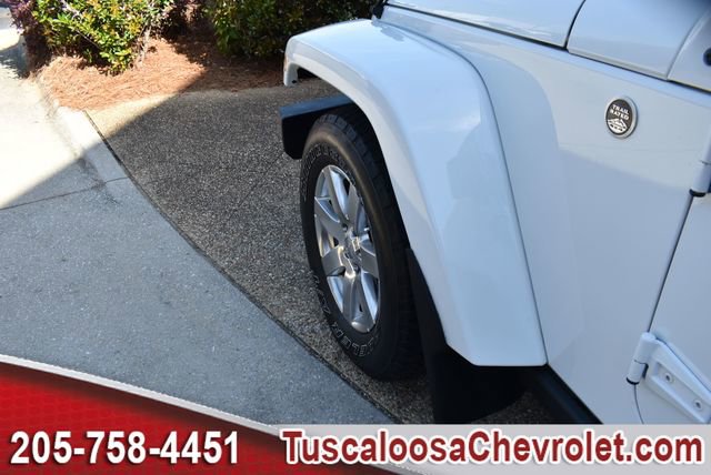 Used 2015 Jeep Wrangler Unlimited Sahara w/ Katzkin Premium Leather Group image 15