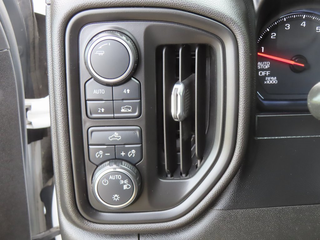 Used 2021 Chevrolet Silverado 1500 Custom image 7