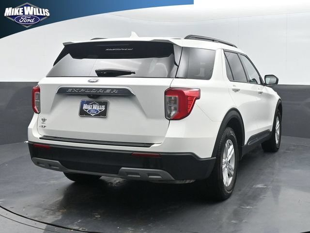 Used 2024 Ford Explorer XLT w/ Equipment Group 202A RWD image 7
