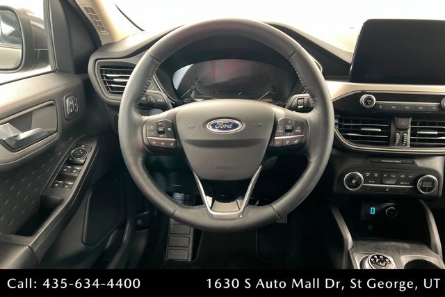 Used 2020 Ford Escape SEL image 12