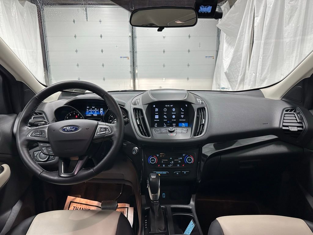 Used 2019 Ford Escape SEL image 38