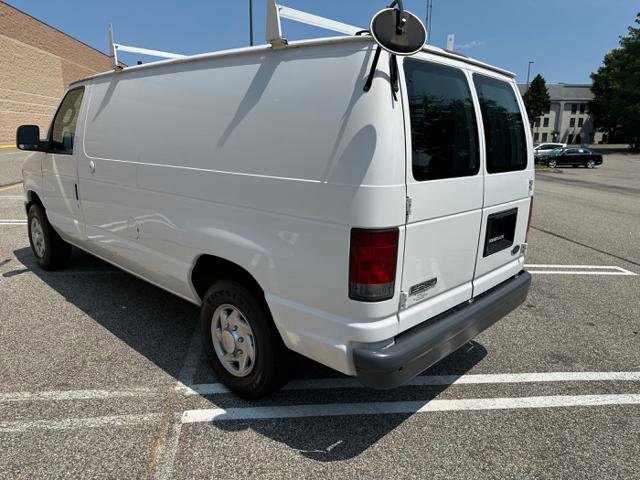 Used 2010 Ford E-250 and Econoline 250 E-250 ( NATURAL GAS) ONLY image 5