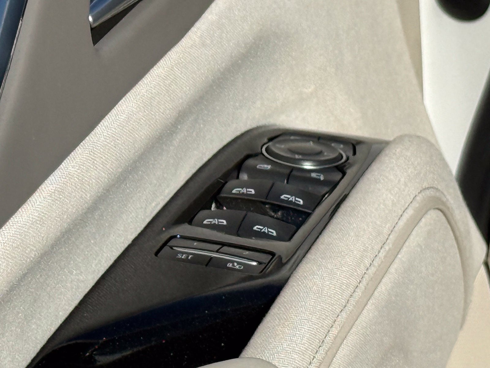Used 2021 Cadillac Escalade Sport Platinum AWD/4WD image 19