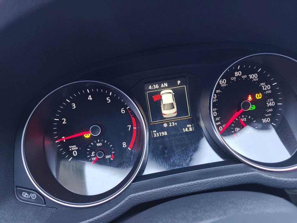 Used 2018 Volkswagen Passat 2.0T SE image 8