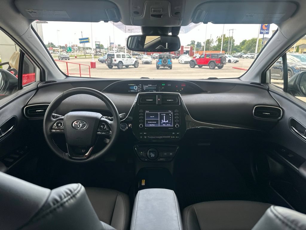 Certified 2022 Toyota Prius XLE FWD image 21
