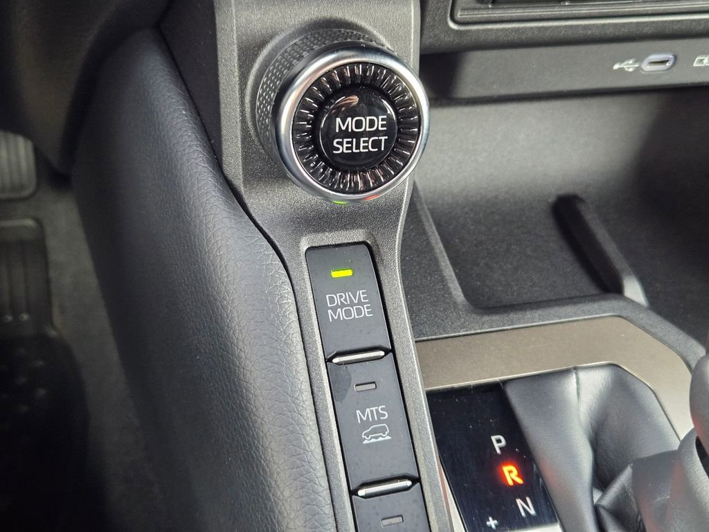 Used 2024 Toyota Land Cruiser image 30