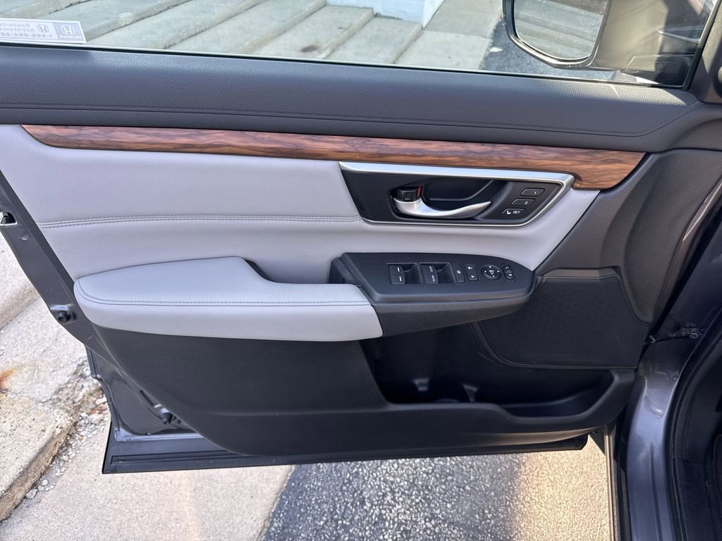 Used 2022 Honda CR-V Touring image 23