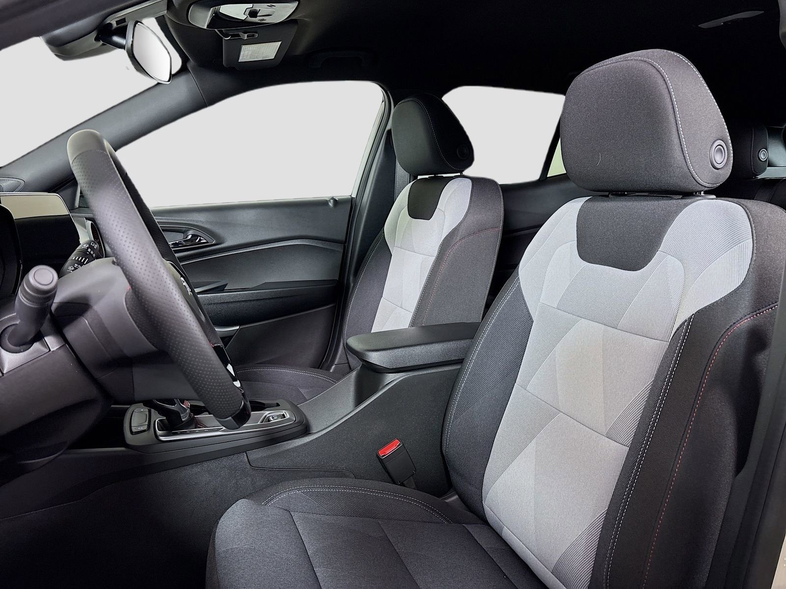 New 2026 Chevrolet Trax RS w/ Driver Confidence Package image 23