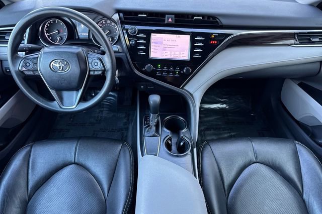 Used 2018 Toyota Camry LE image 15
