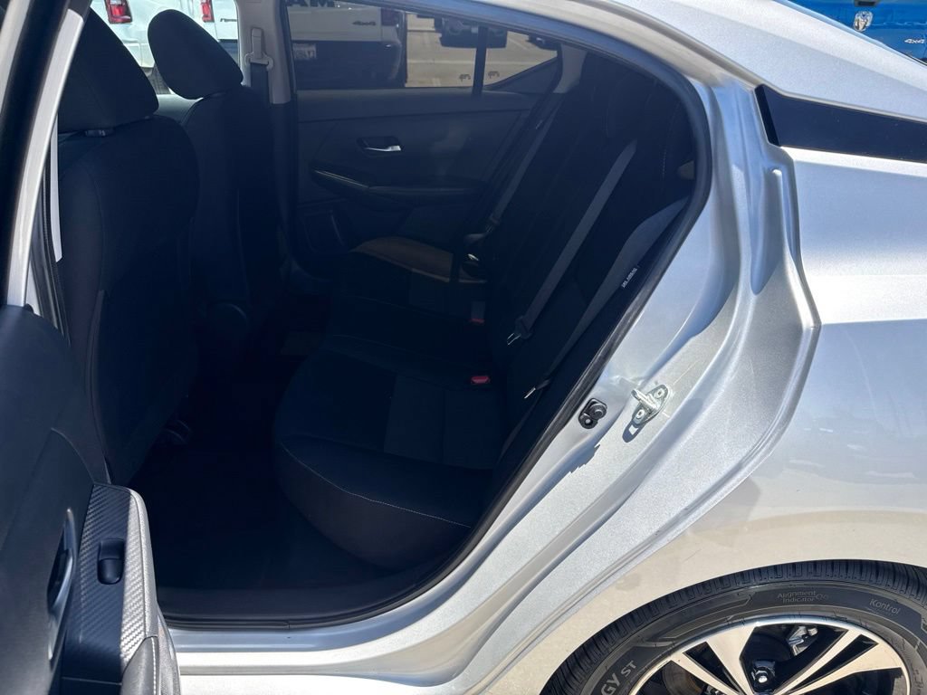 Used 2022 Nissan Sentra SV FWD image 21