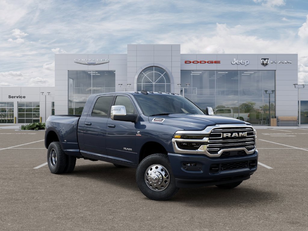 New 2026 RAM 3500 Laramie AWD/4WD image 5