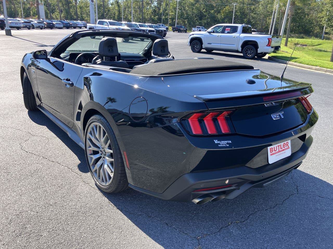 Used 2025 Ford Mustang GT Premium RWD image 14