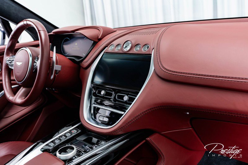 Used 2021 Aston Martin DBX image 49