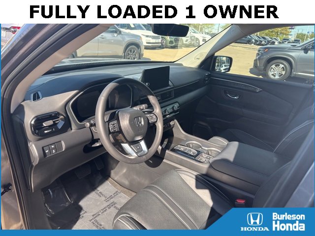 Used 2023 Honda Pilot Elite image 6