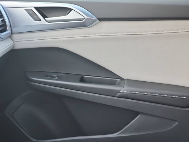 New 2026 Volkswagen Taos SE AWD/4WD image 20