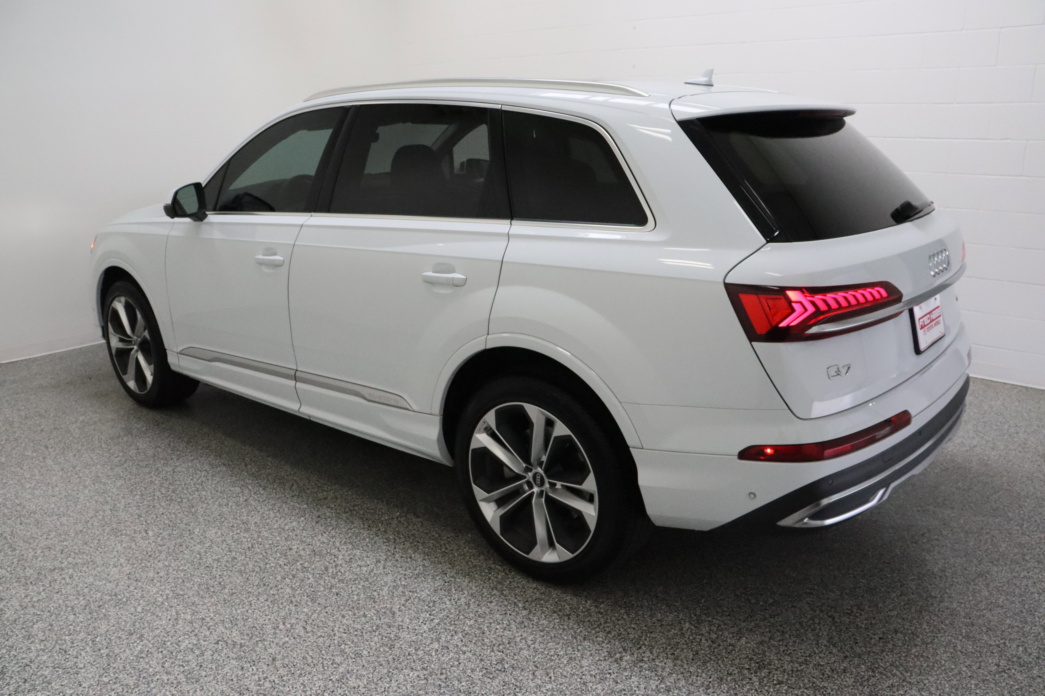 Used 2022 Audi Q7 3.0T Premium Plus image 9