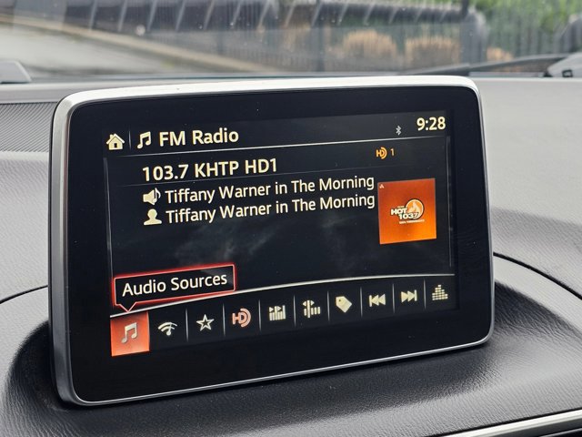 Used 2015 MAZDA MAZDA3 i Grand Touring image 24