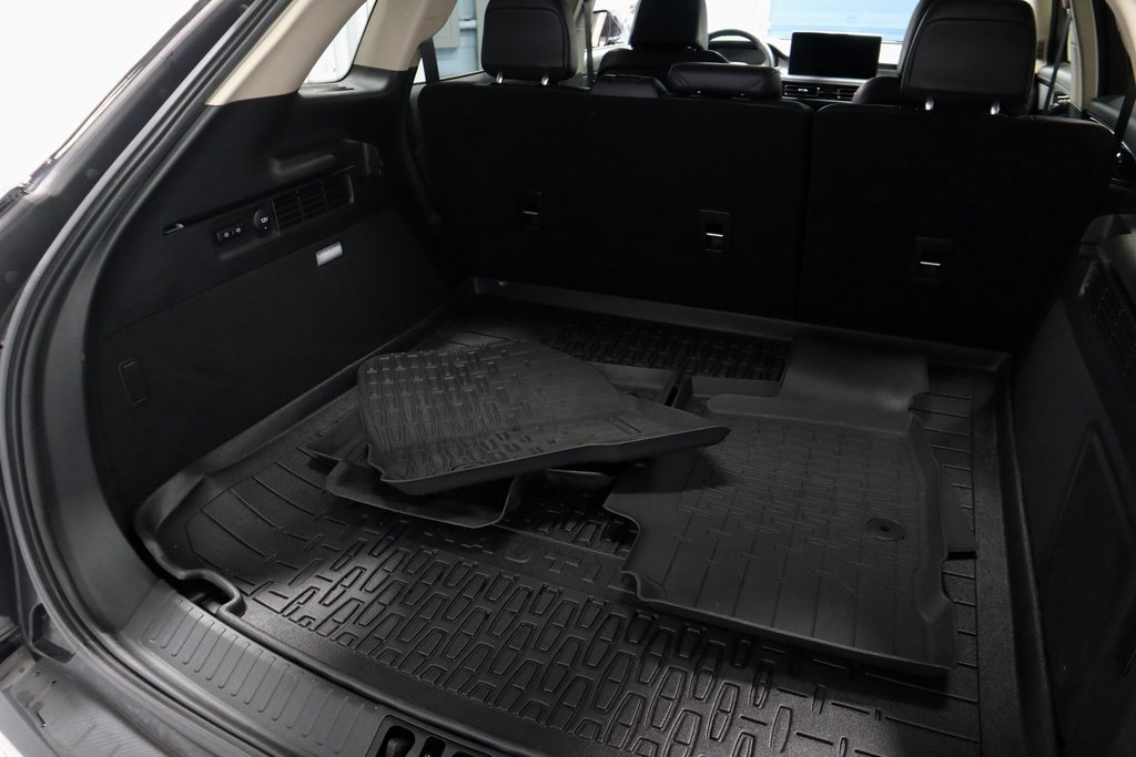 Used 2022 Lincoln Nautilus FWD w/ Premium Package image 14