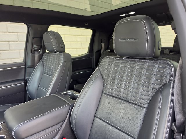 Used 2024 GMC Sierra EV Denali AWD/4WD image 55