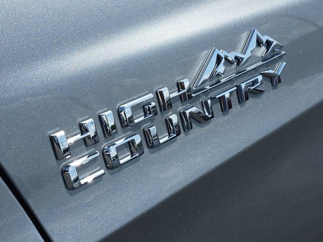 New 2025 Chevrolet Suburban High Country image 37