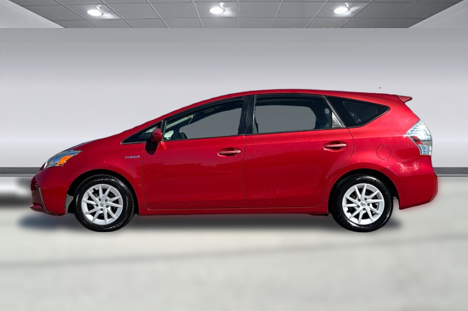 Used 2012 Toyota Prius V Three FWD image 2