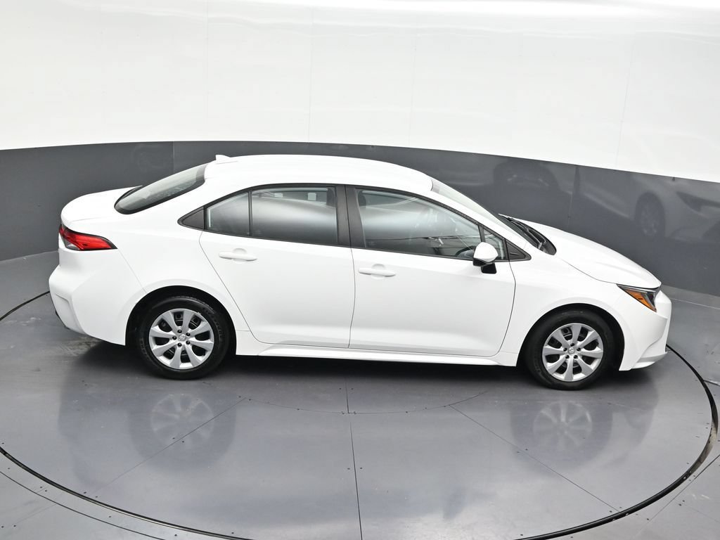 Used 2023 Toyota Corolla LE FWD image 25