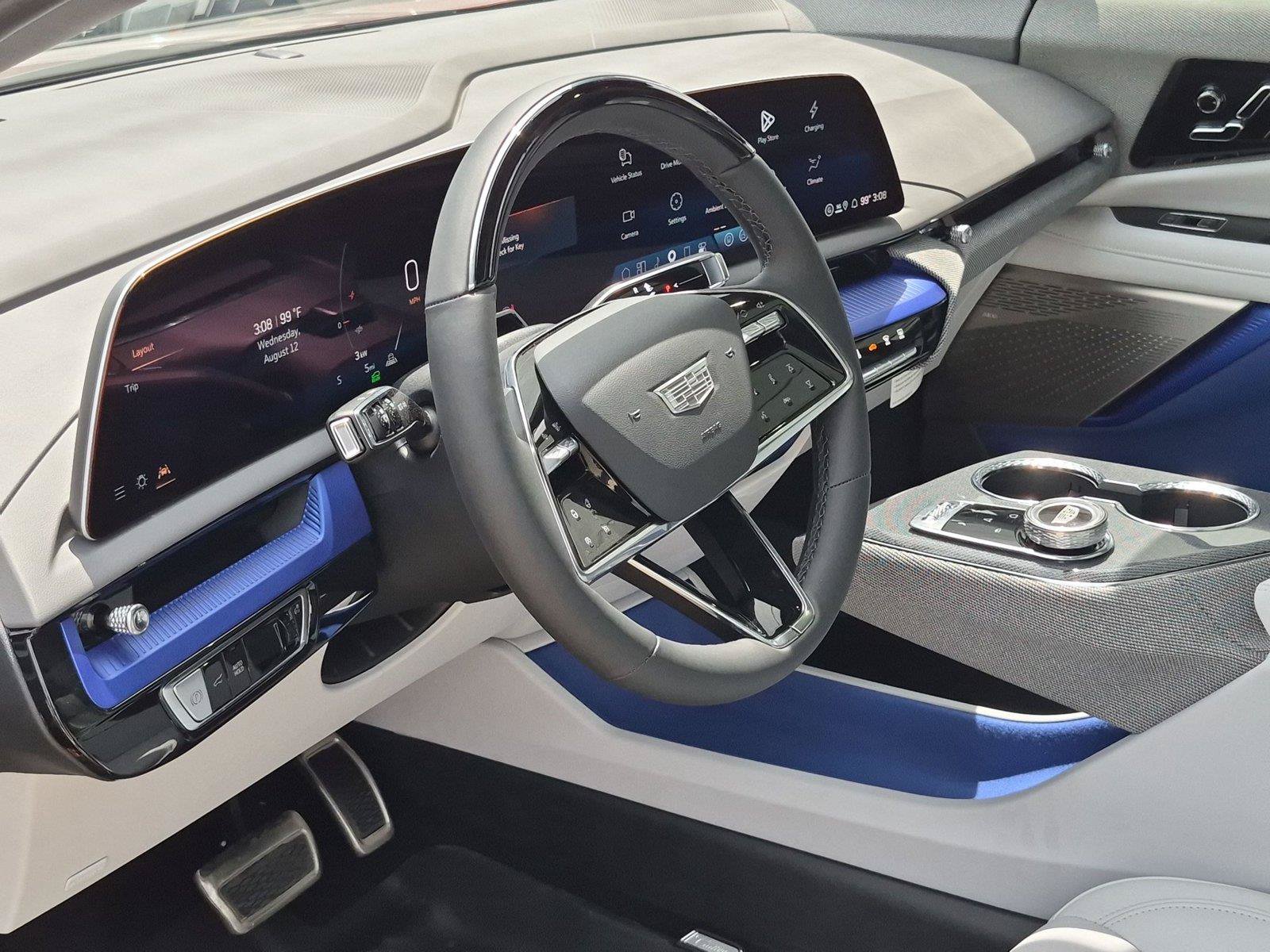 New 2027 Cadillac Optiq Luxury RWD image 10