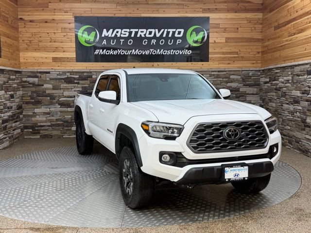 Used 2023 Toyota Tacoma TRD Off-Road AWD/4WD image 2