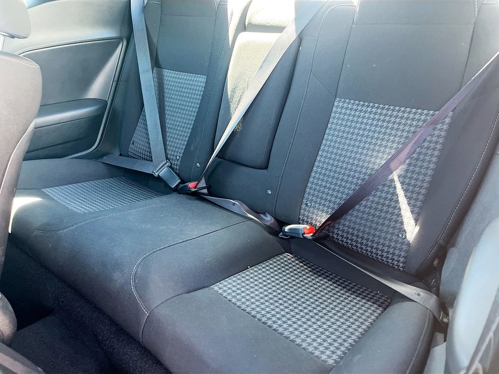 Used 2022 Dodge Challenger GT RWD image 23