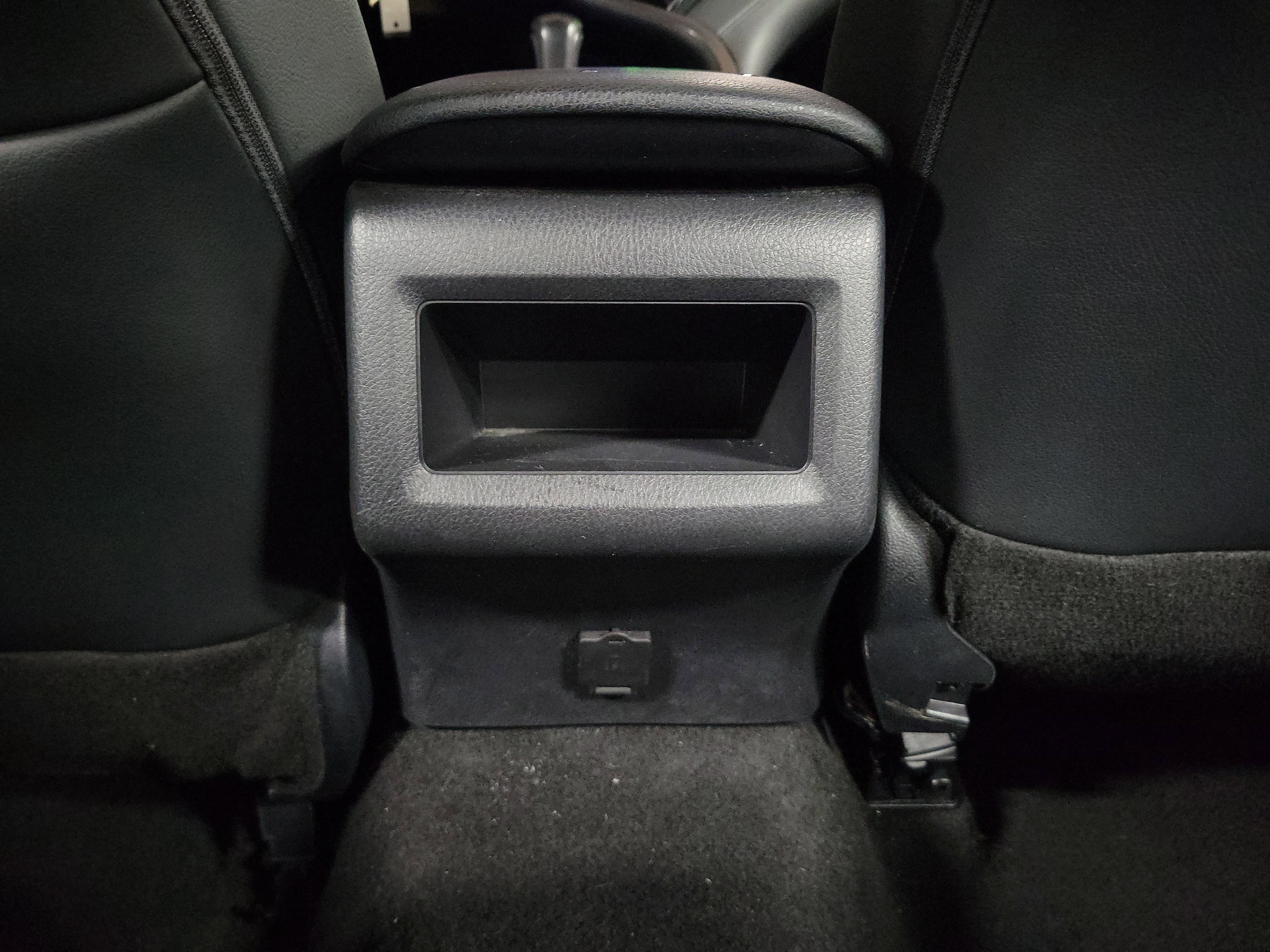 Used 2024 Toyota Camry SE FWD image 10