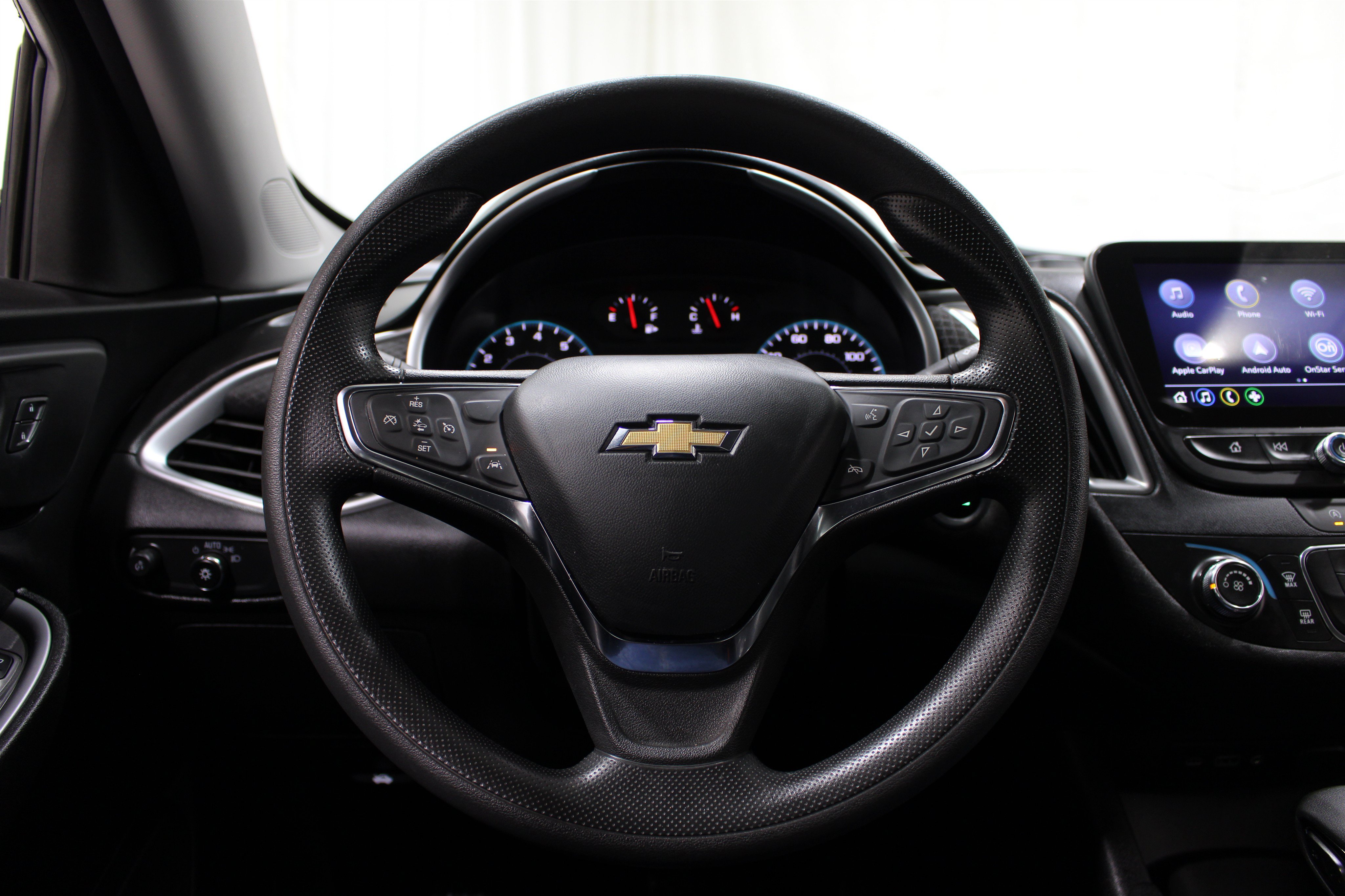 Used 2023 Chevrolet Malibu LS FWD image 11