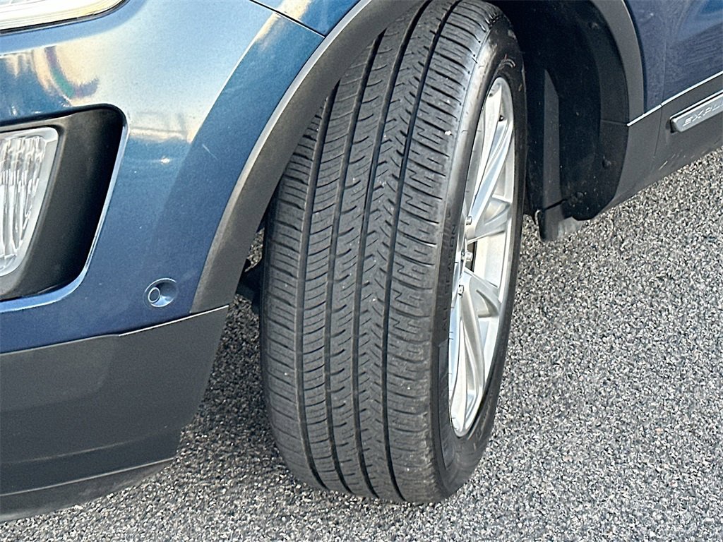 Used 2017 Ford Explorer Limited w/ Equipment Group 301A image 25