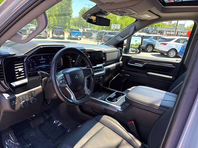 Used 2024 Chevrolet Silverado 2500 LTZ w/ LTZ Plus Package AWD/4WD image 20