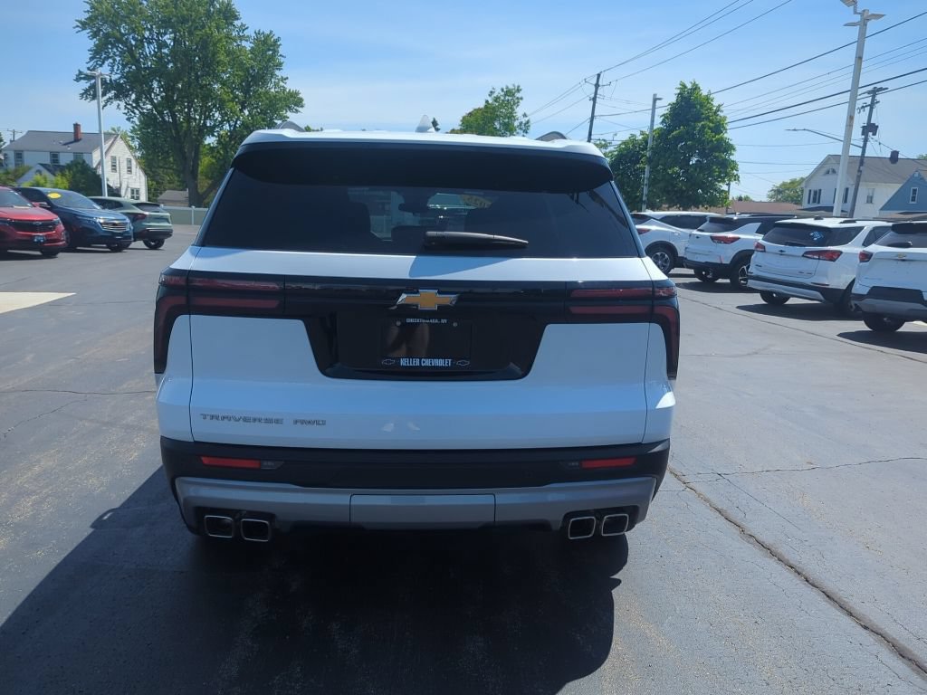 Certified 2025 Chevrolet Traverse LT w/ Driver Confidence Package AWD/4WD image 8