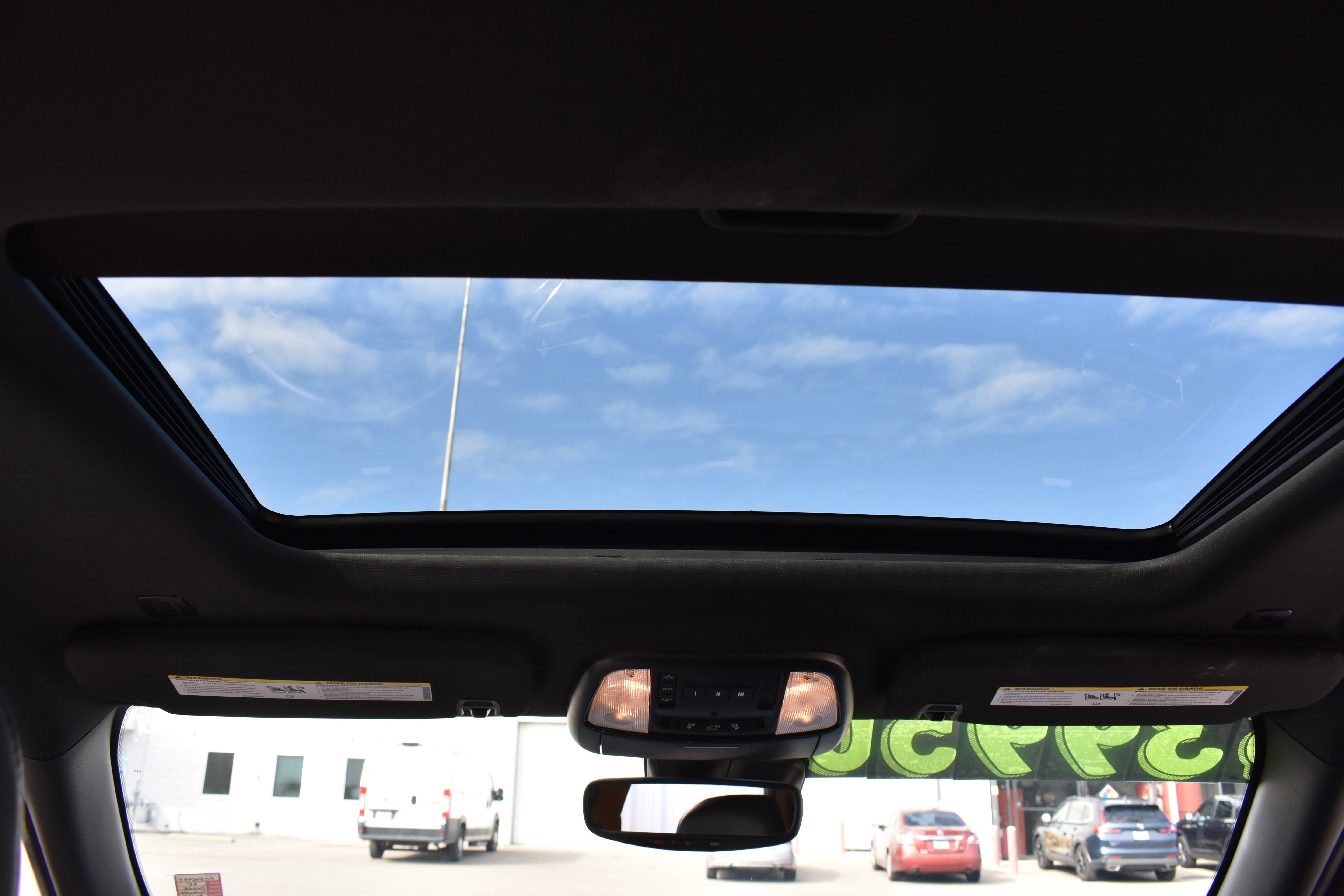 Used 2025 Dodge Durango GT image 29