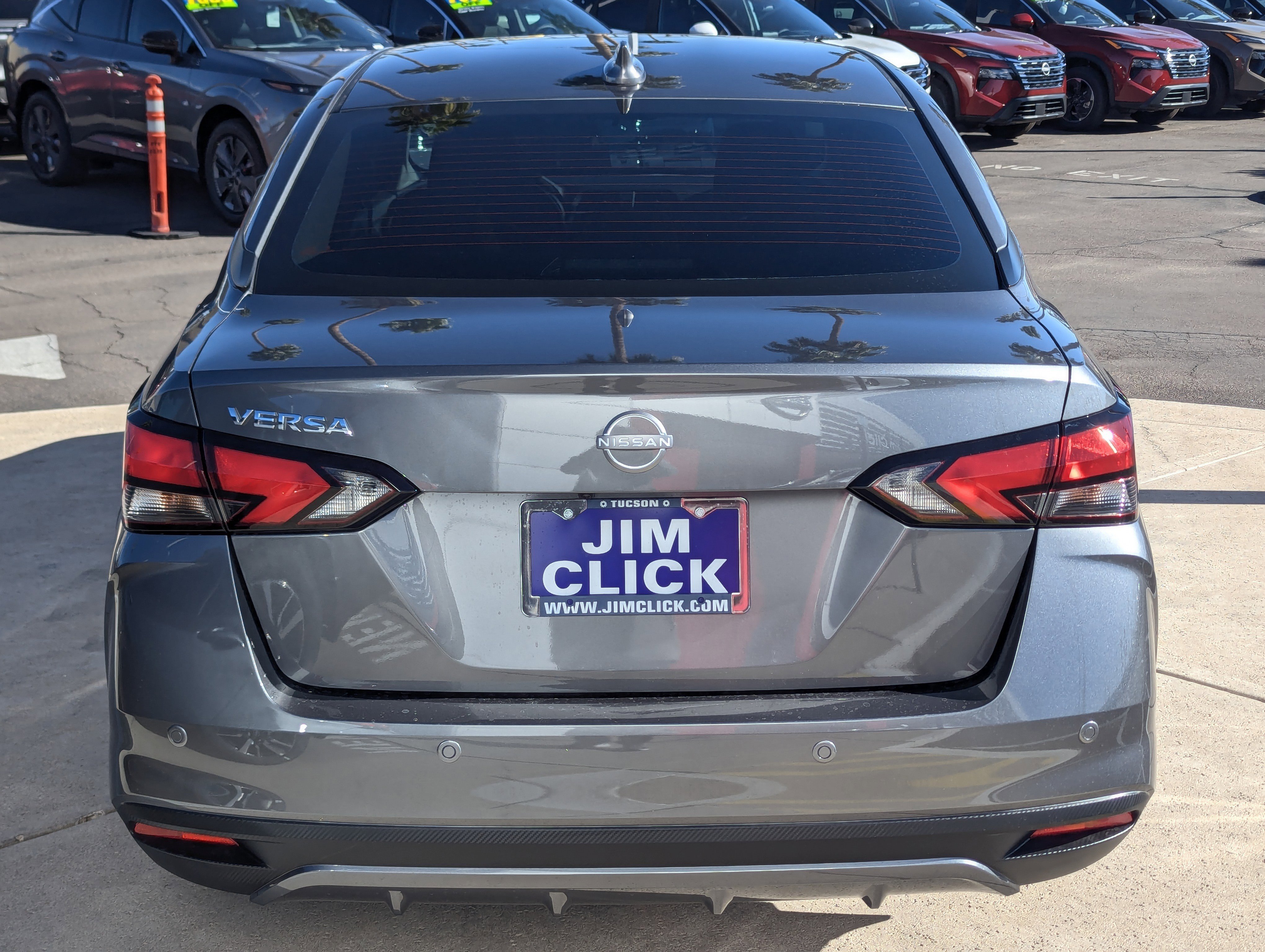 New 2025 Nissan Versa SV image 3