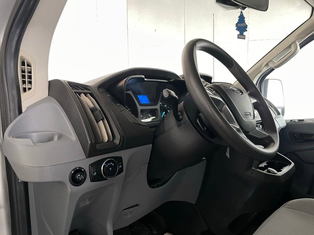 Used 2017 Ford Transit 150 XLT image 17