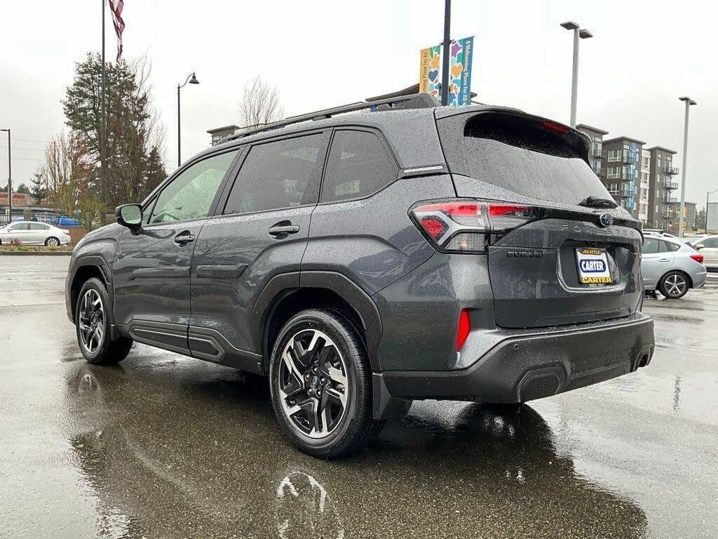 Certified 2025 Subaru Forester Limited image 6