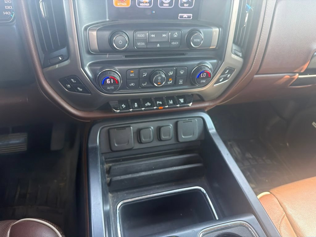 Used 2018 Chevrolet Silverado 2500 High Country w/ Duramax Plus Package AWD/4WD image 17