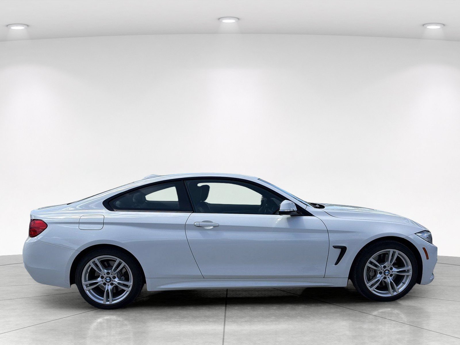 Used 2016 BMW 428i xDrive Coupe AWD/4WD image 3