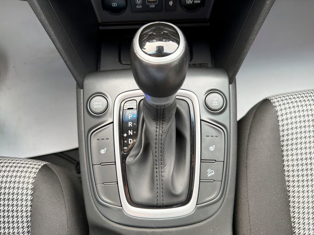 Certified 2021 Hyundai Kona SEL Plus w/ Cargo Package image 28