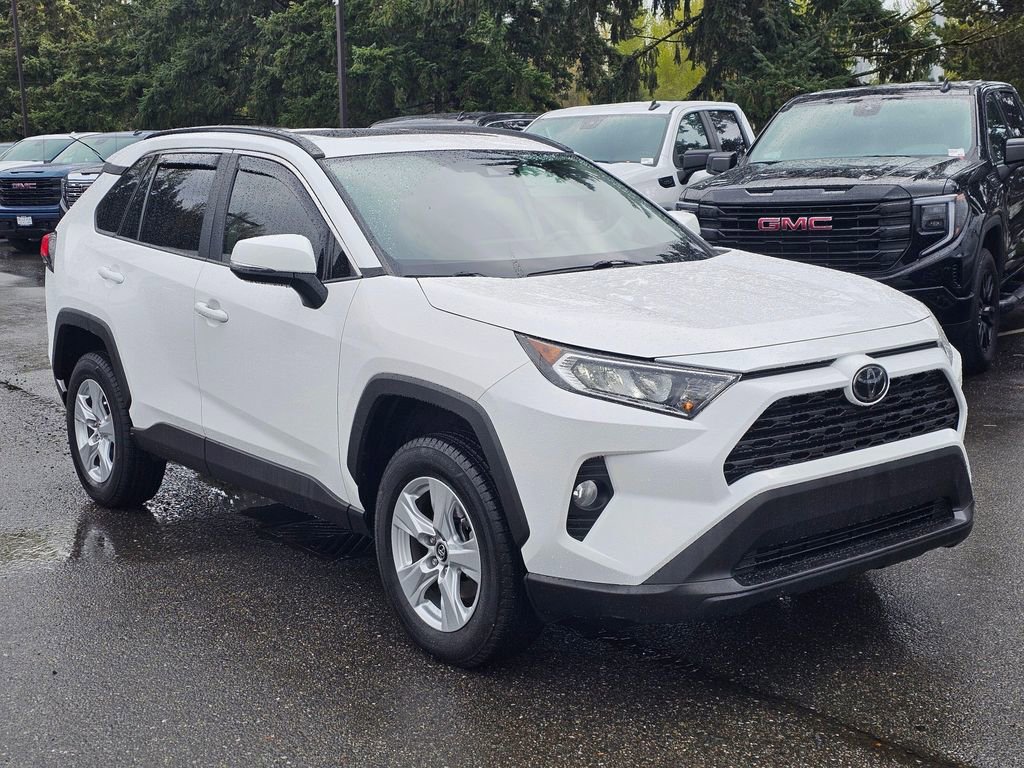 Used 2020 Toyota RAV4 XLE w/ Convenience Package AWD/4WD image 7