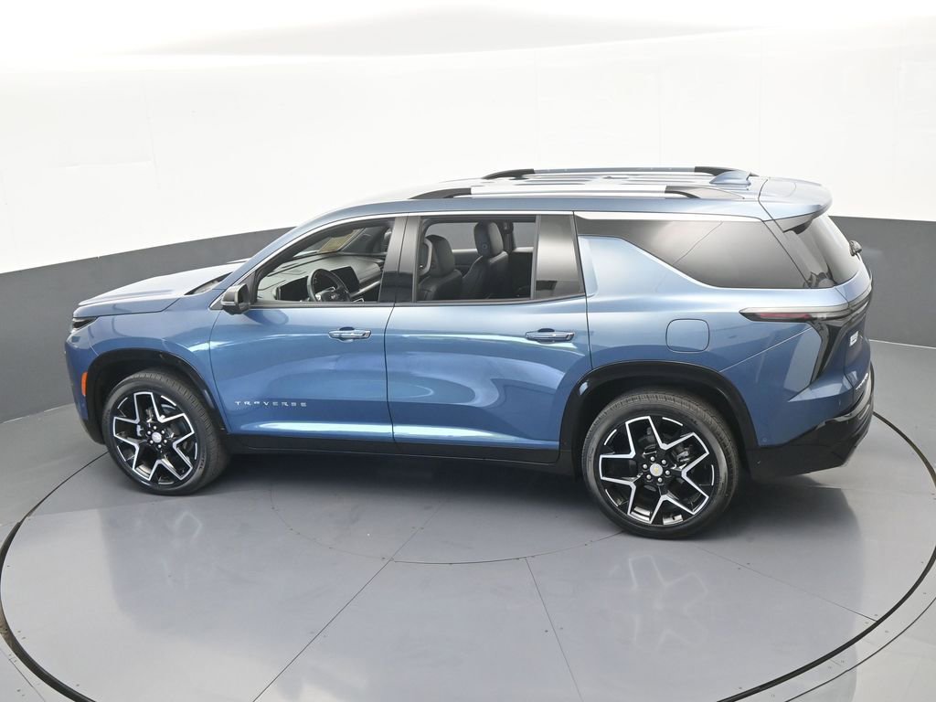 Used 2025 Chevrolet Traverse High Country image 60